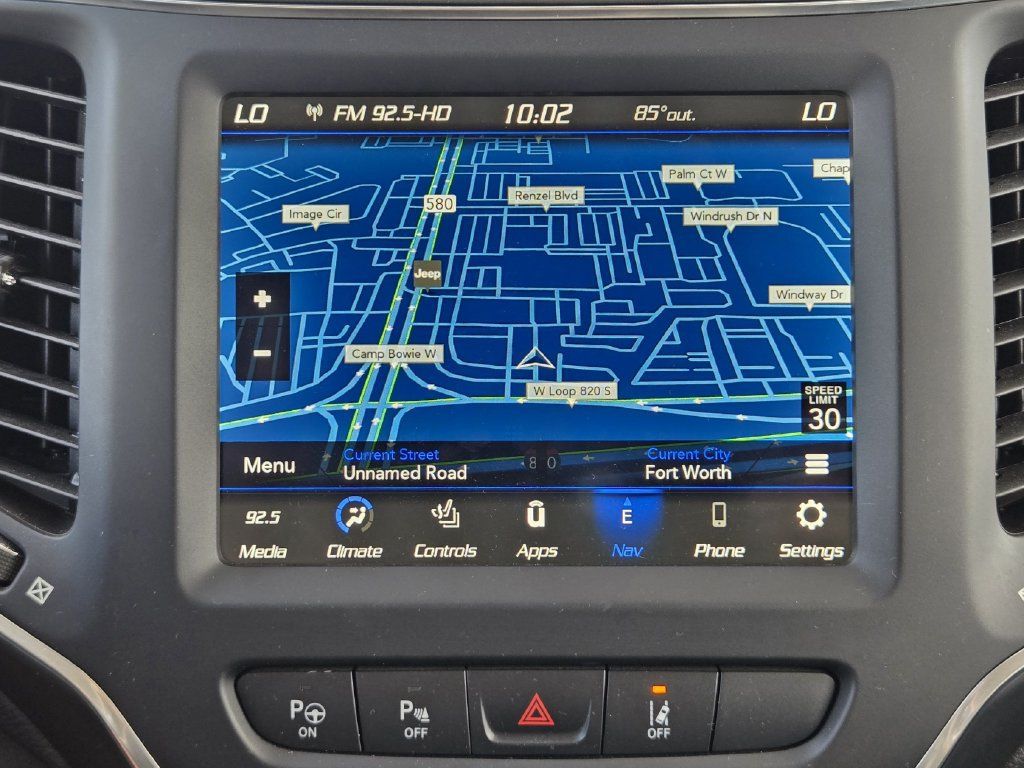 Used 2023 Jeep Cherokee Altitude Lux AWD/4WD image 17