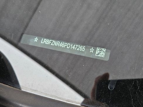 Used 2023 Buick Envision Essence w/ Sport Touring Package image 14