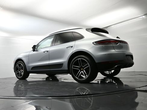Certified 2021 Porsche Macan image 48