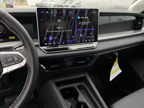 New 2026 Volkswagen Tiguan SE image 16