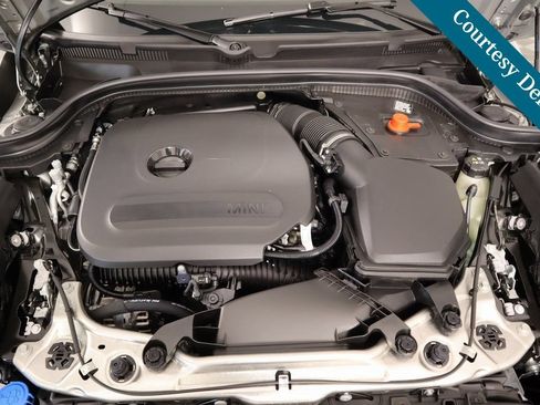 New 2025 MINI Cooper 2-Door Hardtop FWD image 19