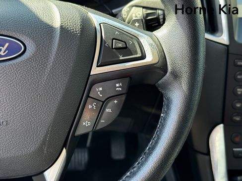 Used 2016 Ford Edge Titanium w/ Technology Package image 19