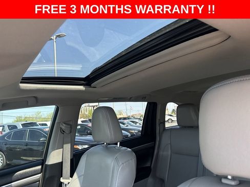 Used 2017 Toyota Highlander Limited w/ Carpet Mat Package AWD/4WD image 21