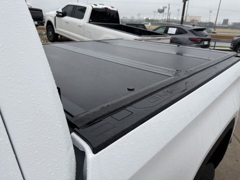 Used 2024 GMC Sierra 1500 AT4 w/ Technology Package image 13