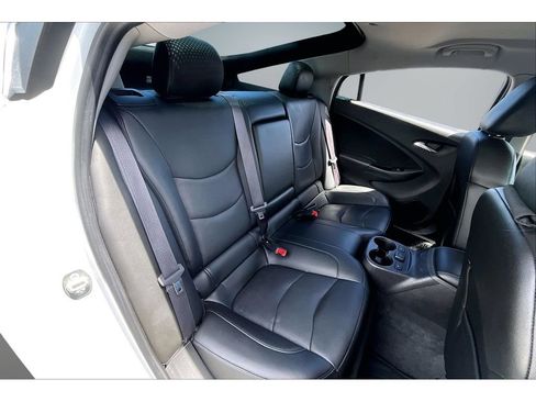Used 2017 Chevrolet Volt Premier w/ Driver Confidence Package FWD image 25