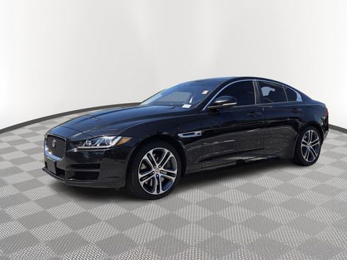 Used 2017 Jaguar XE Premium AWD/4WD image 2