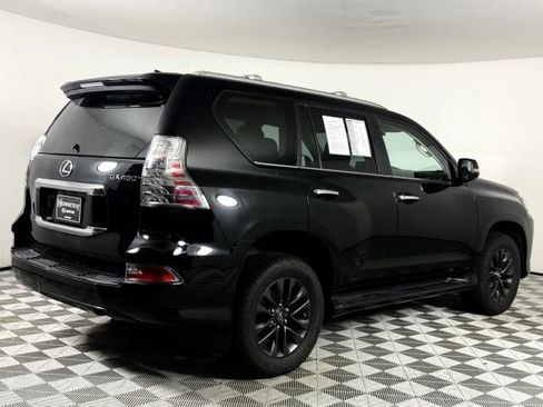 Used 2023 Lexus GX 460 Premium w/ Premium Package AWD/4WD image 9