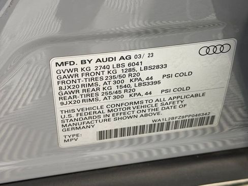 Used 2023 Audi Q4 e-tron Premium Plus w/ Premium Plus image 37