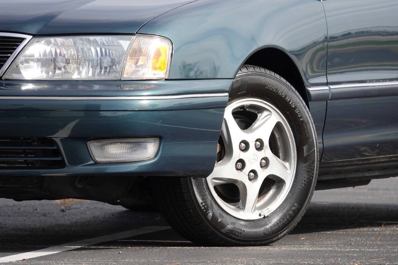 Used 1999 Toyota Avalon XLS FWD image 6