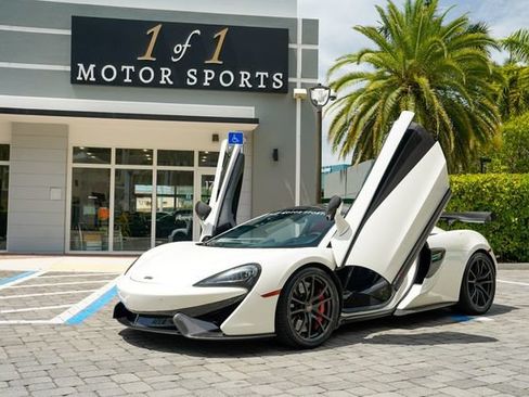 Used 2017 McLaren 570S Coupe RWD image 97