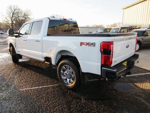 Used 2023 Ford F350 Lariat w/ Lariat Ultimate Package image 7