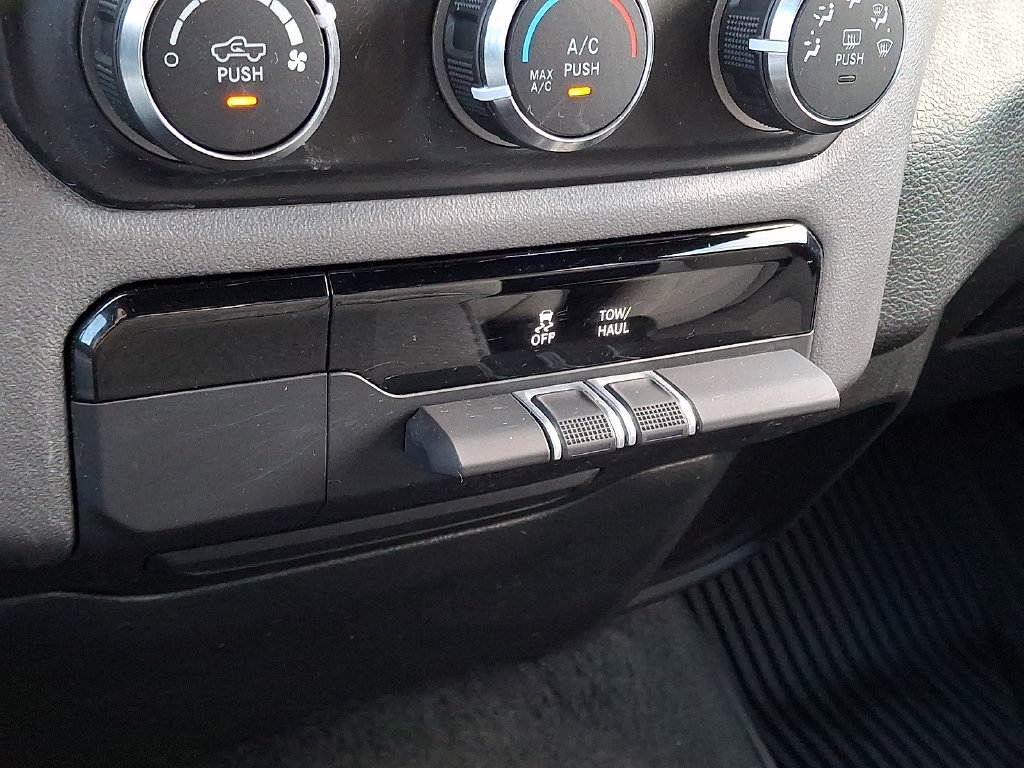 Used 2022 RAM 1500 Big Horn AWD/4WD image 23