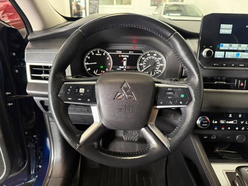 Used 2022 Mitsubishi Outlander SEL FWD image 11
