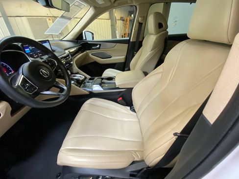 Used 2024 Acura MDX FWD w/ Technology Package image 19