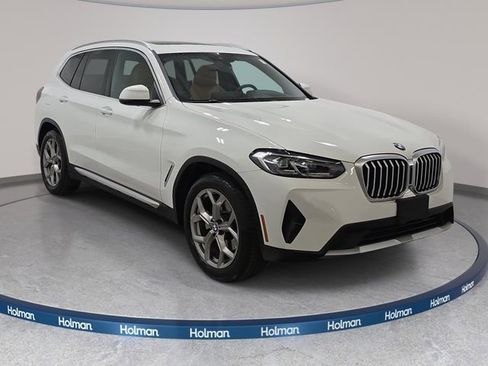 Certified 2024 BMW X3 sDrive30i w/ Premium Package RWD image 3