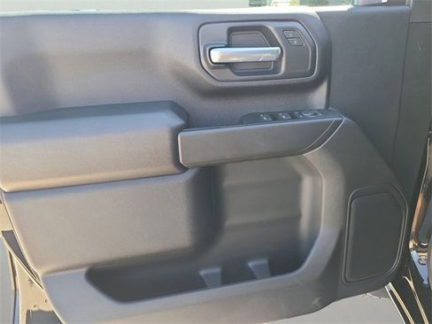 New 2026 Chevrolet Silverado 2500 Custom w/ Custom Value Package image 18