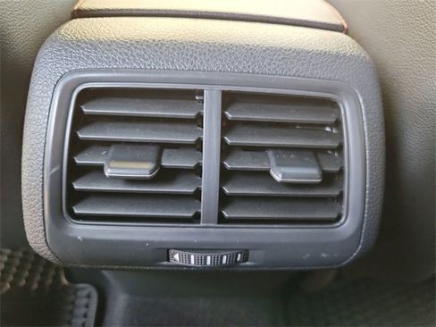 Used 2016 Volkswagen GTI Autobahn image 22