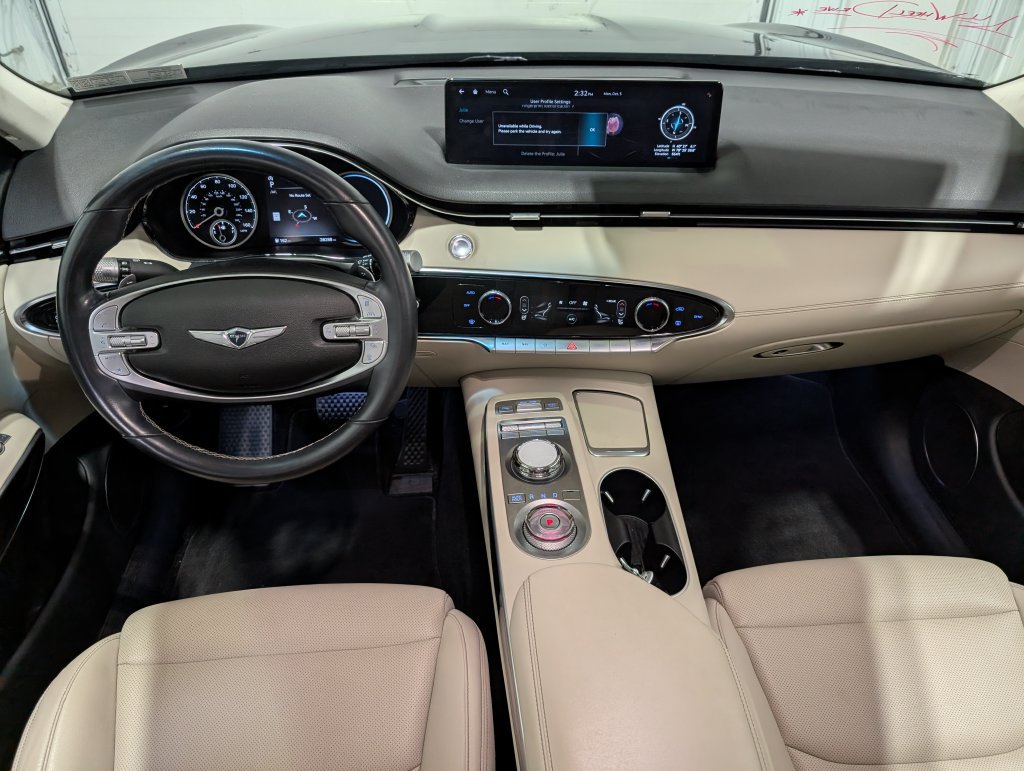 Used 2023 Genesis GV70 2.5T w/ Winter Weather Package AWD/4WD image 10