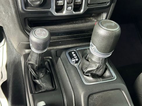 Used 2023 Jeep Wrangler Unlimited w/ 8.4" Radio Group AWD/4WD image 22
