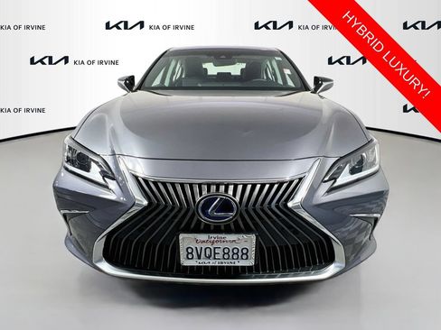 Used 2021 Lexus ES 300h w/ Premium Package FWD image 2