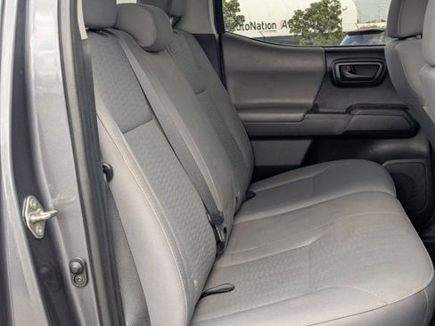 Used 2019 Toyota Tacoma SR w/ SR Convenience Package image 18