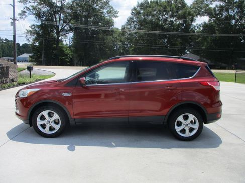 Used 2015 Ford Escape SE w/ Equipment Group 201A AWD/4WD image 21