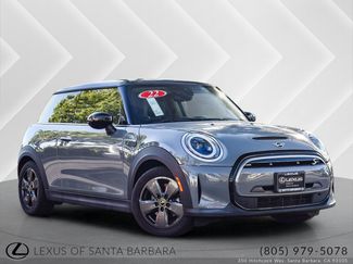 Used 2022 MINI Cooper SE video 1