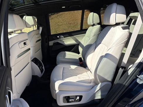 New 2026 BMW X7 xDrive40i w/ M Sport Package AWD/4WD image 24