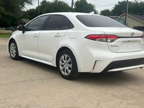 Used 2020 Toyota Corolla LE FWD image 7