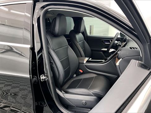 Certified 2025 Mercedes-Benz GLC 350e 4MATIC image 6