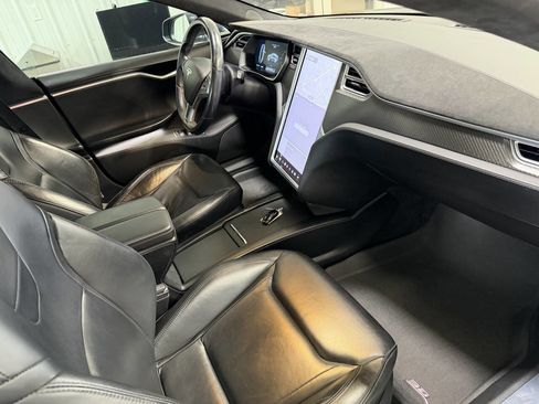 Used 2016 Tesla Model S 90D image 34