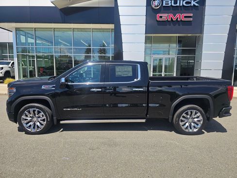 New 2026 GMC Sierra 1500 Denali w/ Denali Reserve Package AWD/4WD image 38