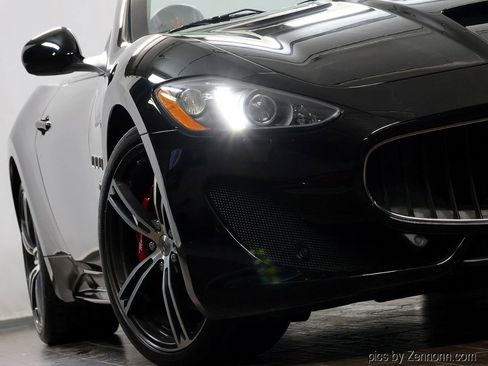 Used 2015 Maserati GranTurismo Sport image 4