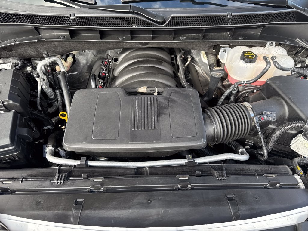 Used 2026 GMC Yukon XL AT4 Ultimate w/ LPO, Floor Liner Package AWD/4WD image 53