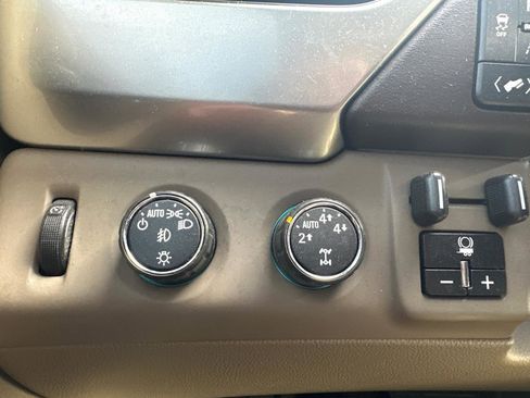 Used 2016 Chevrolet Tahoe LTZ image 26