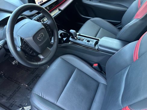 Certified 2024 Toyota Prius Prime FWD image 10