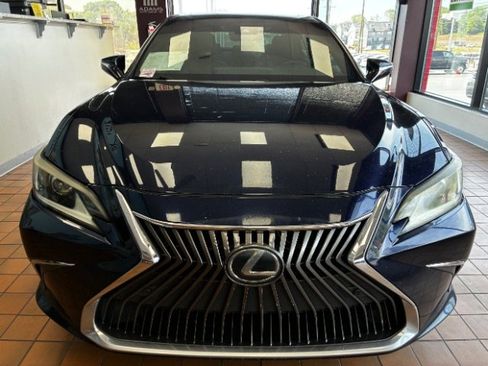 Used 2019 Lexus ES 350 w/ Premium Package FWD image 4