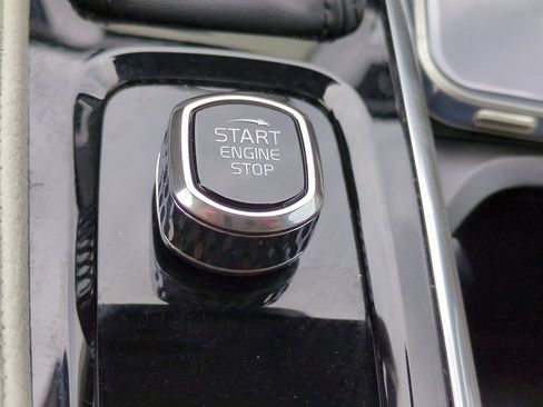 Used 2022 Volvo XC90 T5 Momentum w/ Advanced Package FWD image 27