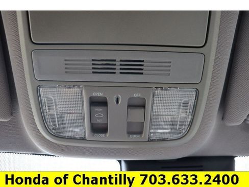 Used 2019 Honda Accord EX image 19