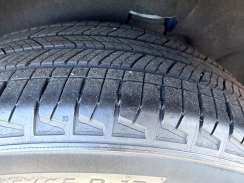 Used 2020 Chevrolet Equinox LT image 34