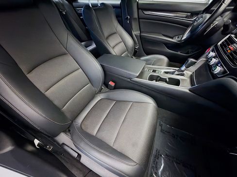 Used 2021 Honda Accord Sport image 15