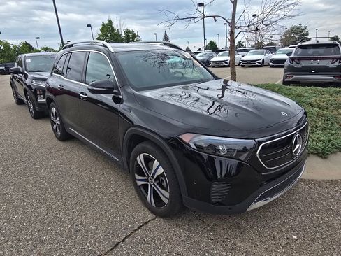 Used 2023 Mercedes-Benz EQB 350 4MATIC SUV w/ Pinnacle Package image 7