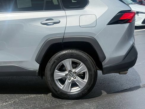 Used 2025 Toyota RAV4 XLE AWD/4WD image 4