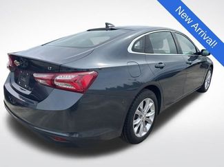 Used 2019 Chevrolet Malibu LT w/ Leather Package video 3