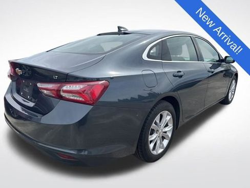 Used 2019 Chevrolet Malibu LT w/ Leather Package image 3
