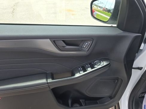Used 2026 Ford Escape Active FWD image 12