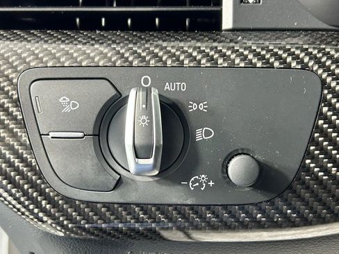 Used 2025 Audi S5 Premium Plus image 31