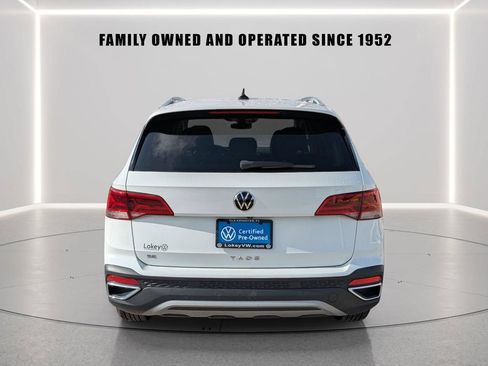 Certified 2023 Volkswagen Taos SE FWD image 6