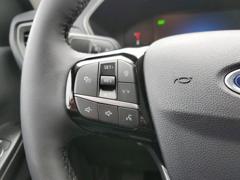 New 2026 Ford Escape PHEV image 13