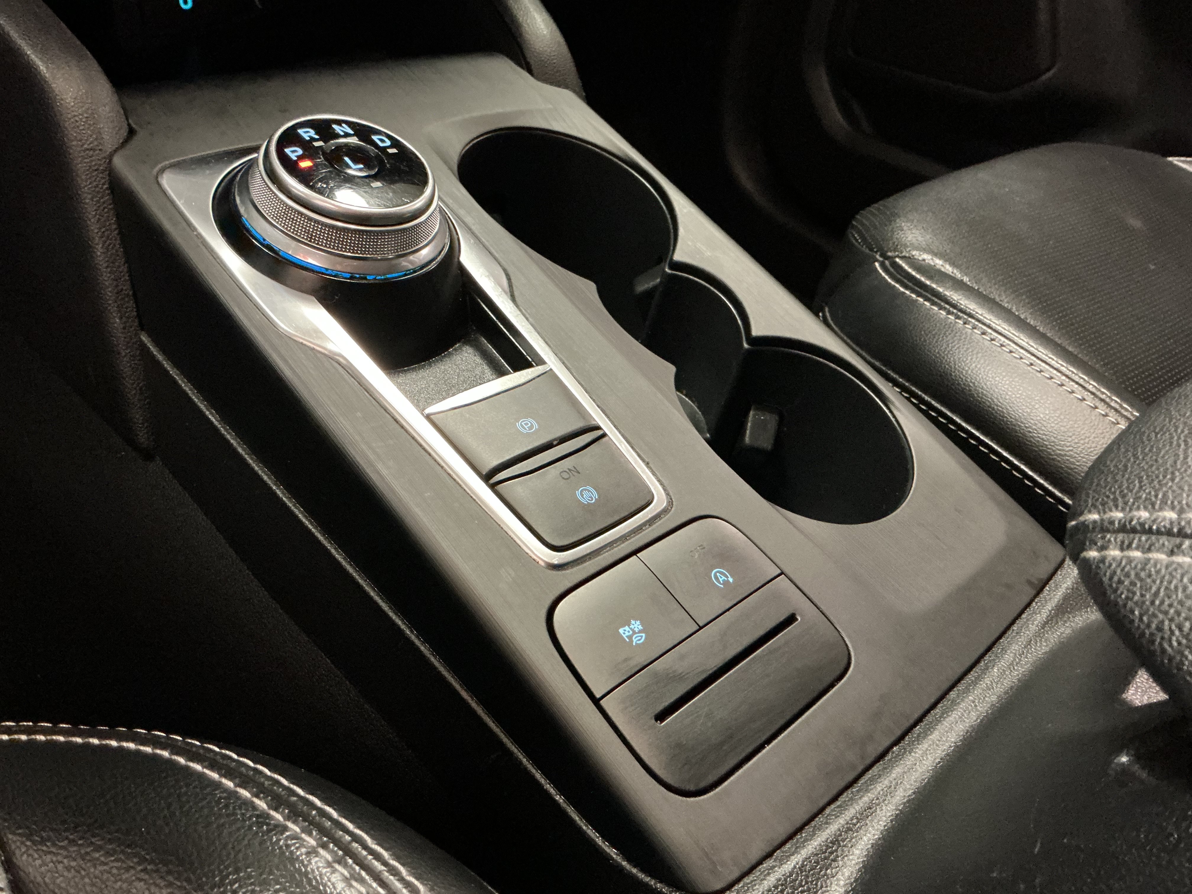 Used 2020 Ford Escape SEL AWD/4WD image 25